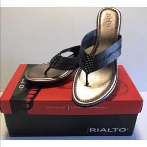 NEW! Rialto Tiara Black Glitter Flip Flop Heels